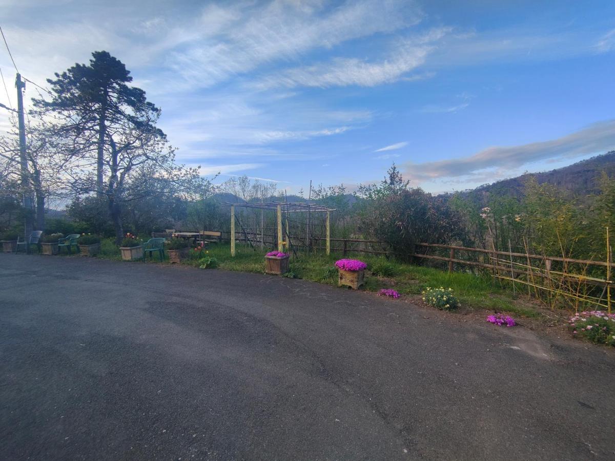 Hotel Il Giardino Dei Pavoni Soviore Esterno foto